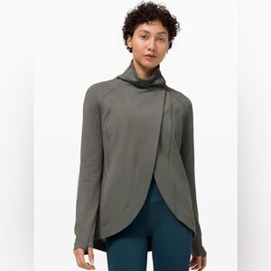 New Lululemon Size 2 Rulu Rally Wrap Gray Sage